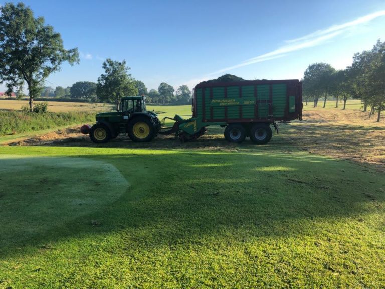 Die Roughs sind gemäht.