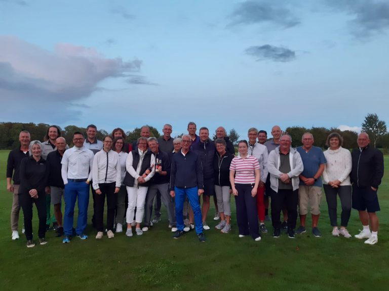 Neugolfer beenden Saison