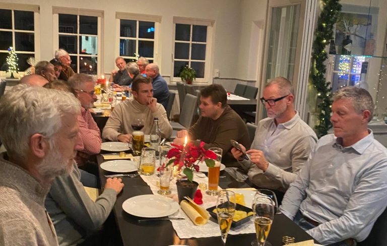 Weihnachtsfeier und Jahresversammlung Mens Day